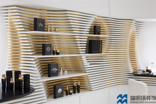 RAJEUNIR化妝品專(zhuān)賣(mài)店