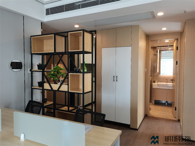 簡(jiǎn)約風(fēng)辦公室裝修設(shè)計(jì)